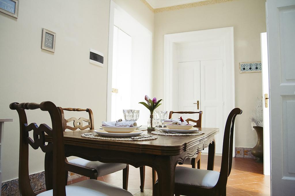 Palazzo Bianchi Domus Holidays Trani Luaran gambar
