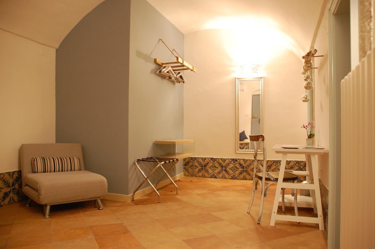 Palazzo Bianchi Domus Holidays Trani Luaran gambar