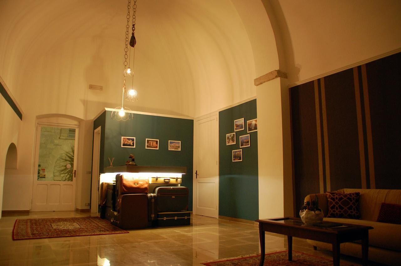 Palazzo Bianchi Domus Holidays Trani Luaran gambar