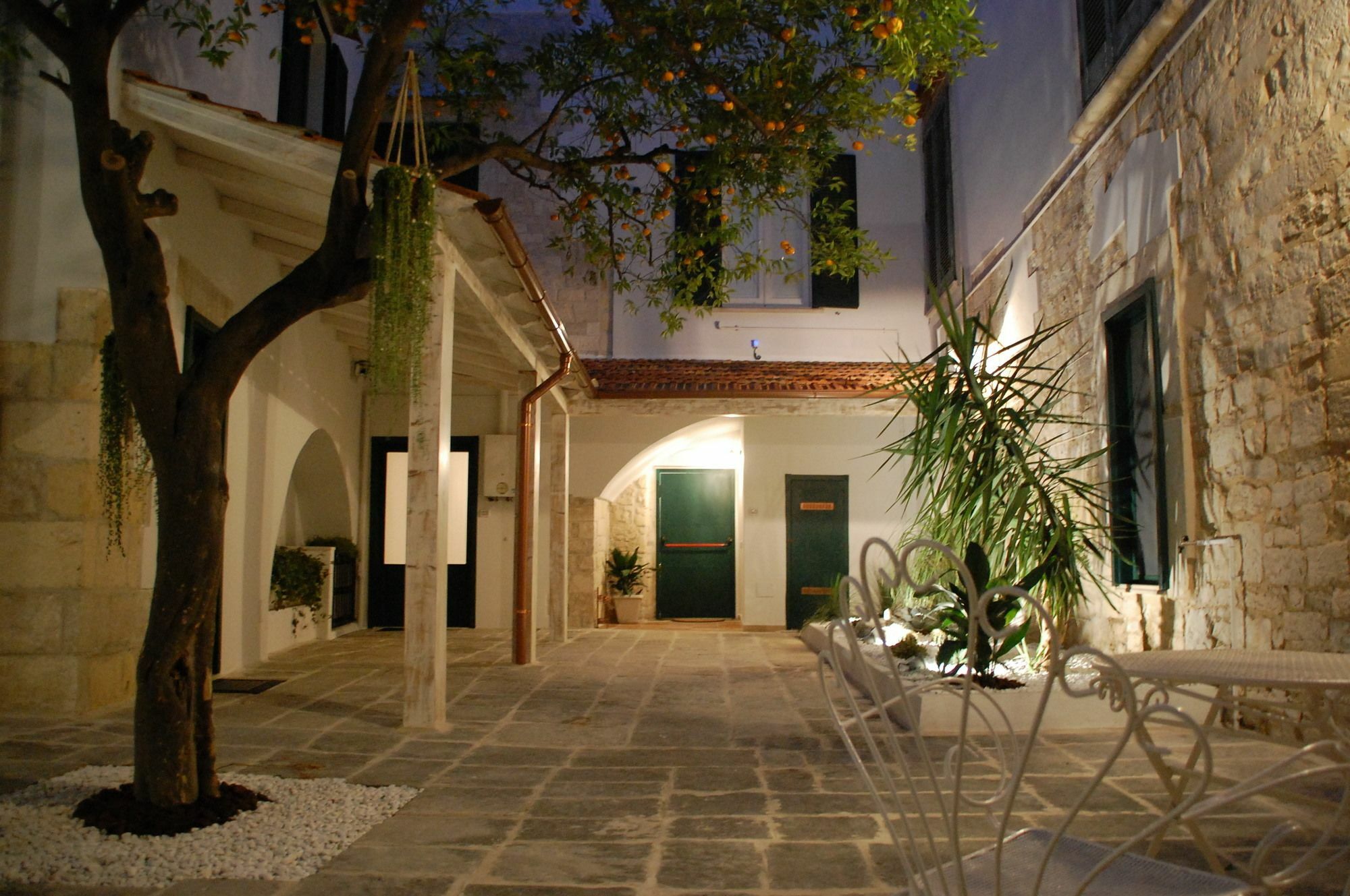 Palazzo Bianchi Domus Holidays Trani Luaran gambar